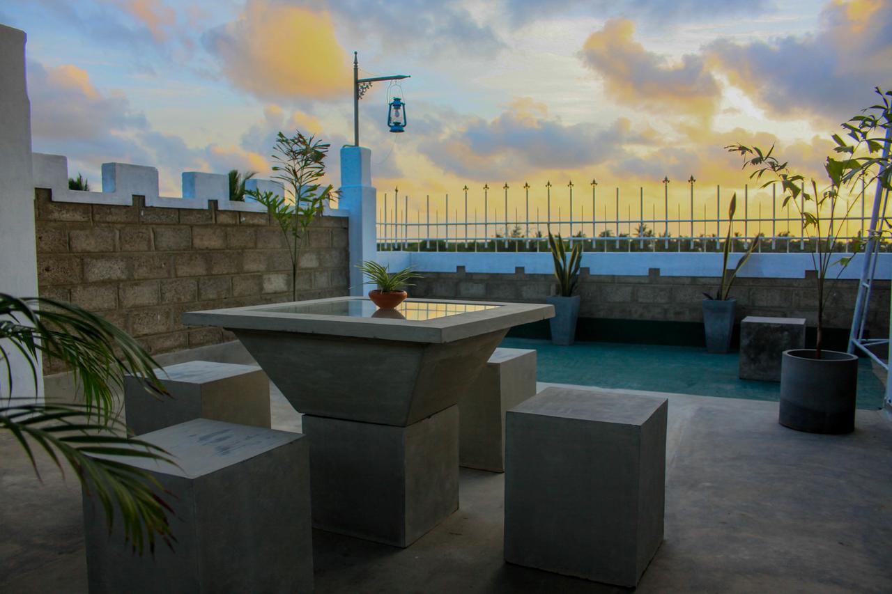 Niwahana Transit City Hotel Katunayaka Exteriér fotografie